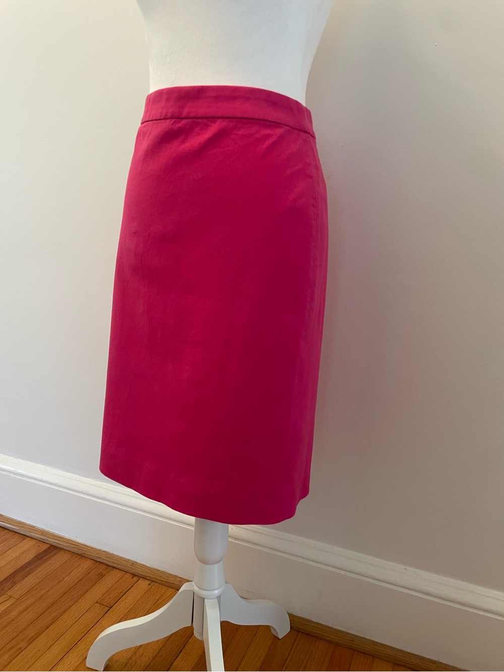 J Crew Pink Pencil Skirt “No. 2” - Lined.  Size 6